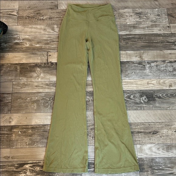Lululemon Pants Green Groove Super High Rise Flared - Picture 4 of 6
